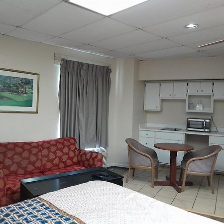 Zainee Inc Budgetel Inn And Suites 奧古斯塔 外观 照片
