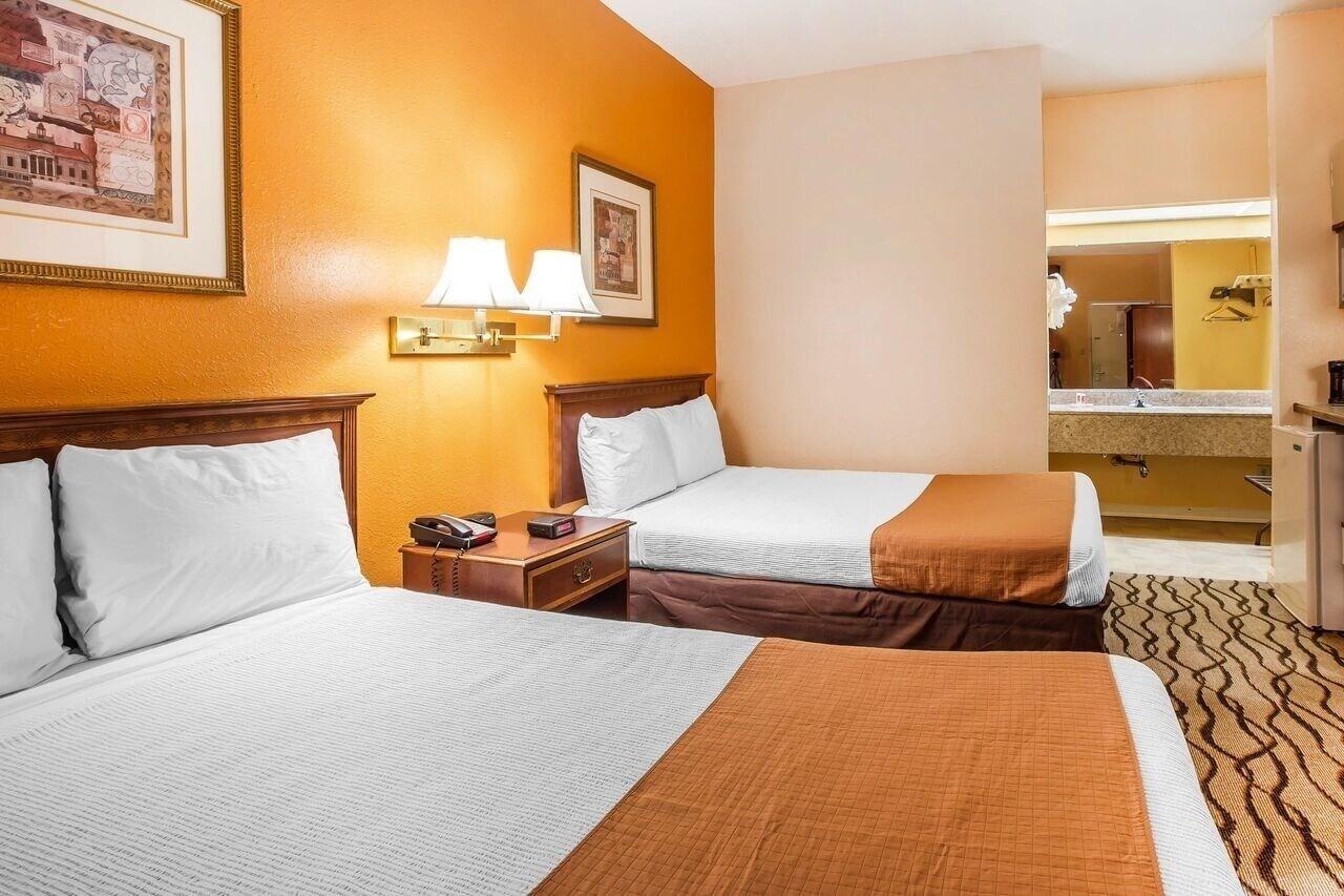 Zainee Inc Budgetel Inn And Suites 奧古斯塔 外观 照片