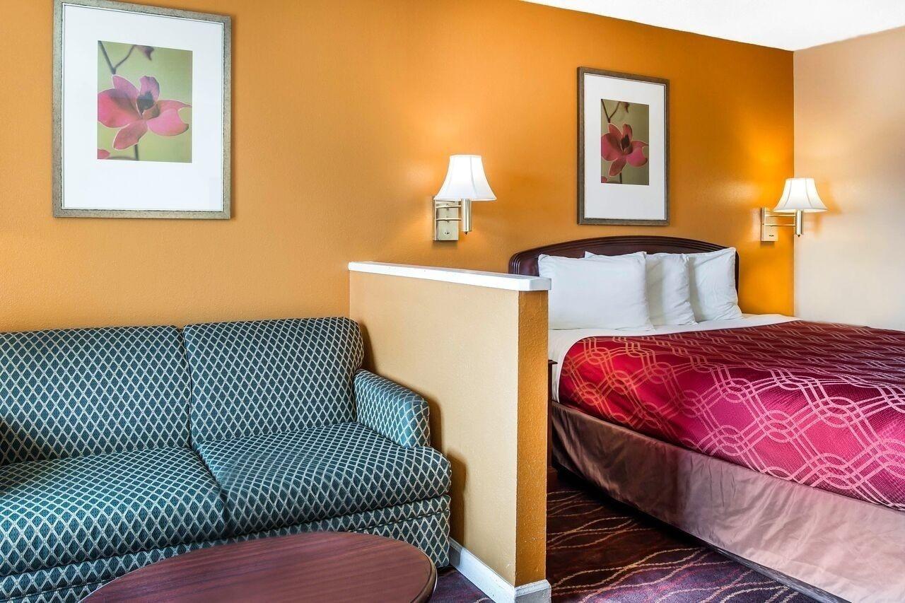 Zainee Inc Budgetel Inn And Suites 奧古斯塔 外观 照片