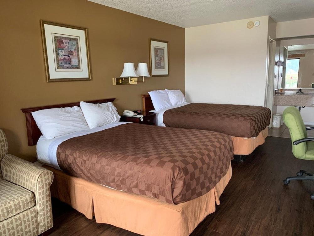Zainee Inc Budgetel Inn And Suites 奧古斯塔 外观 照片
