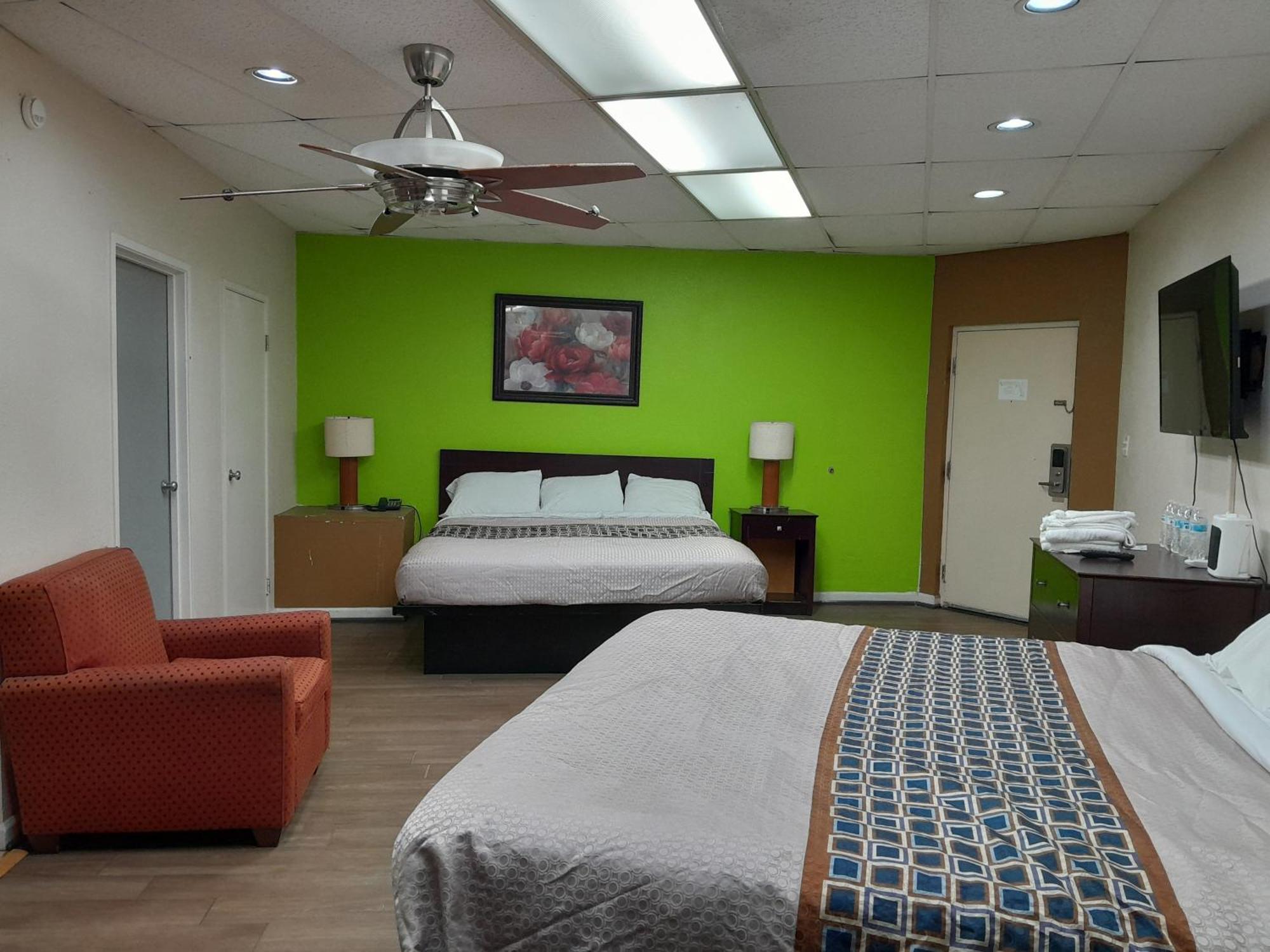 Zainee Inc Budgetel Inn And Suites 奧古斯塔 外观 照片