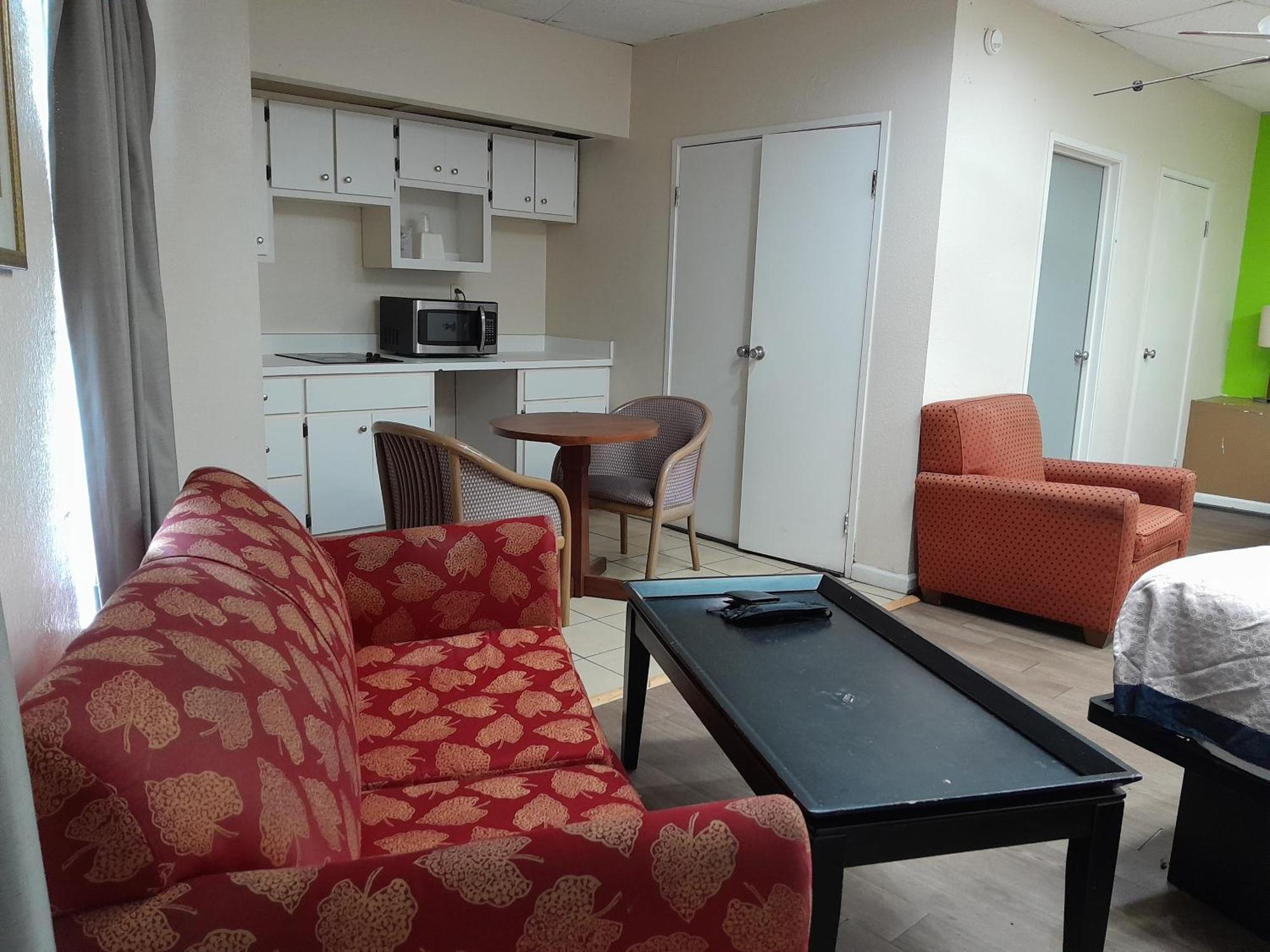 Zainee Inc Budgetel Inn And Suites 奧古斯塔 外观 照片