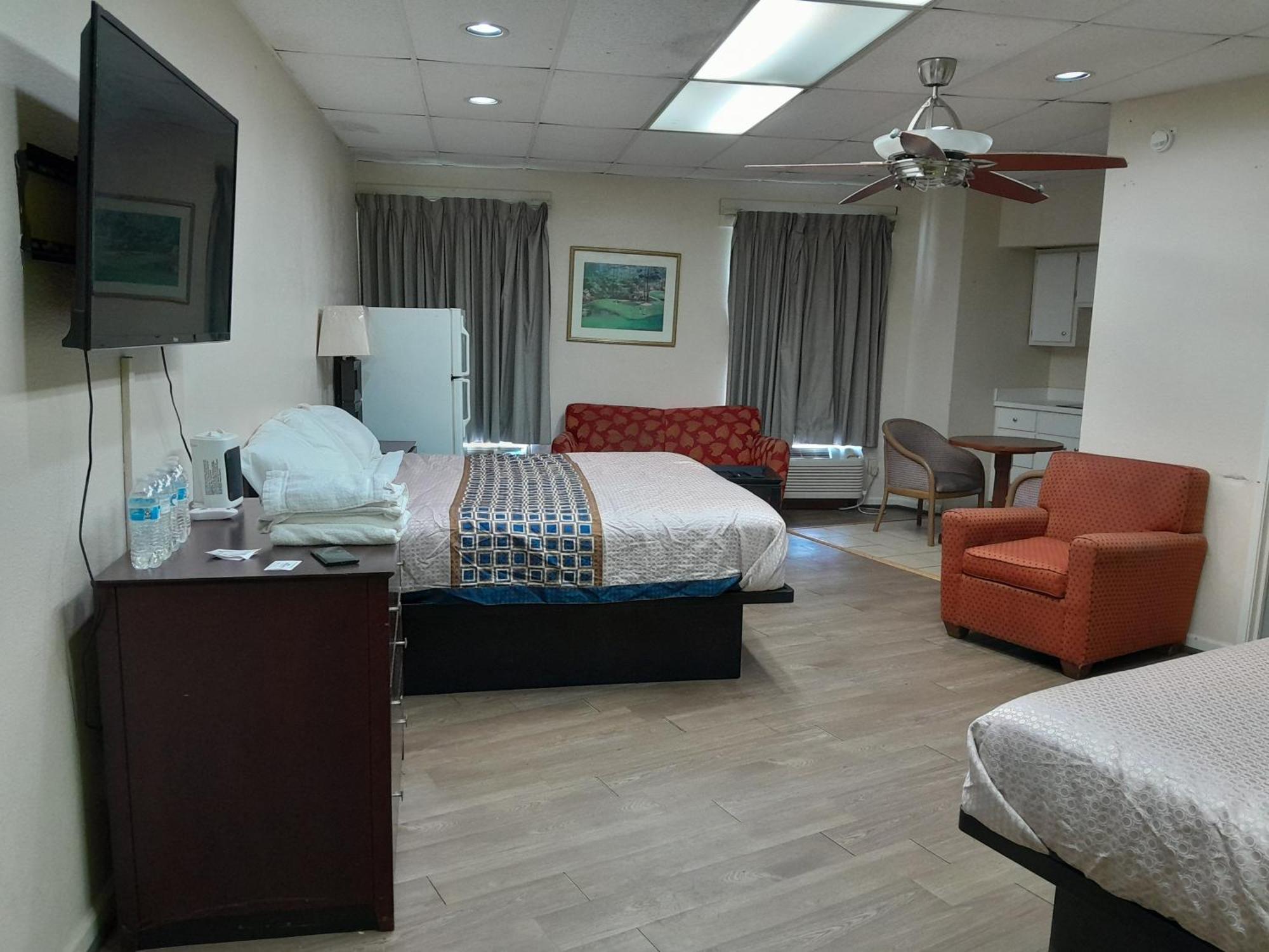 Zainee Inc Budgetel Inn And Suites 奧古斯塔 外观 照片