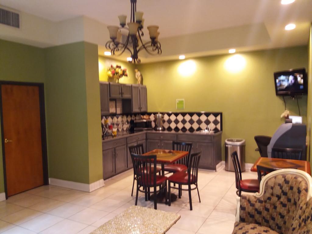 Zainee Inc Budgetel Inn And Suites 奧古斯塔 外观 照片